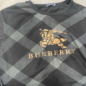 Black plaid t-shirt XL